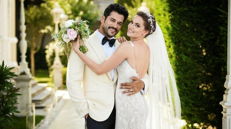 Burak Özçivit’ten Fahriye Evcen’e Almanya’dan Villa Alıyor.