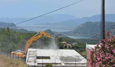 Muğla’da İmara Aykırı Yapıların Yıkımına Başlandı