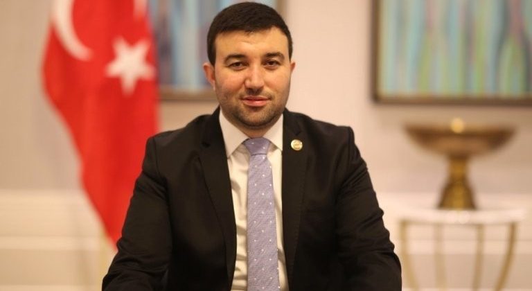 Araştırmacı yazar Dünemez: “Selçuk Bayraktar milli kahraman ilan edilmeli”