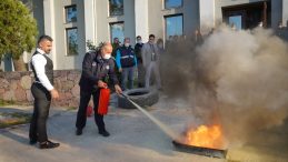 Ayvalık’ta belediye personeline afet ve acil durum tatbikatı