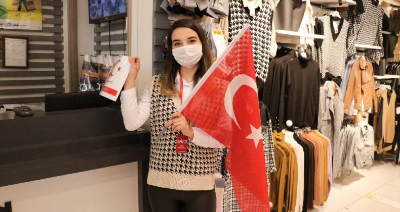 Büyükşehirden vatandaşlara Türk bayrağı