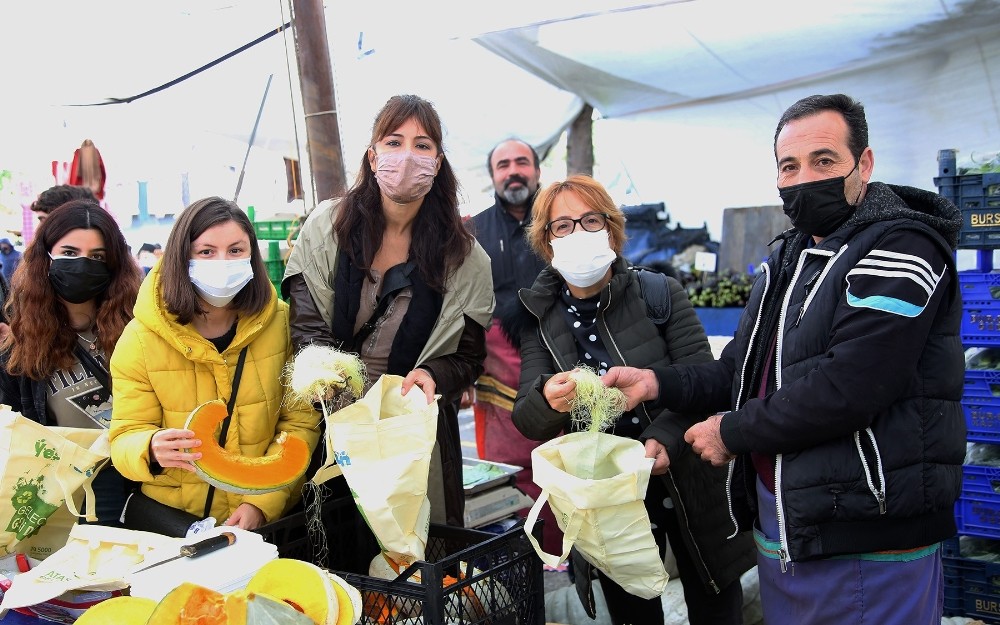 “Gıdanı Koru Sofrana Sahip Çık” kampanyasına Ataşehir Belediyesi de katıldı
