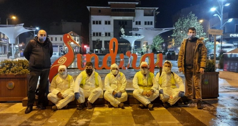 Koronaya Karşı Sındırgı Köpük Köpük Yıkanıyor