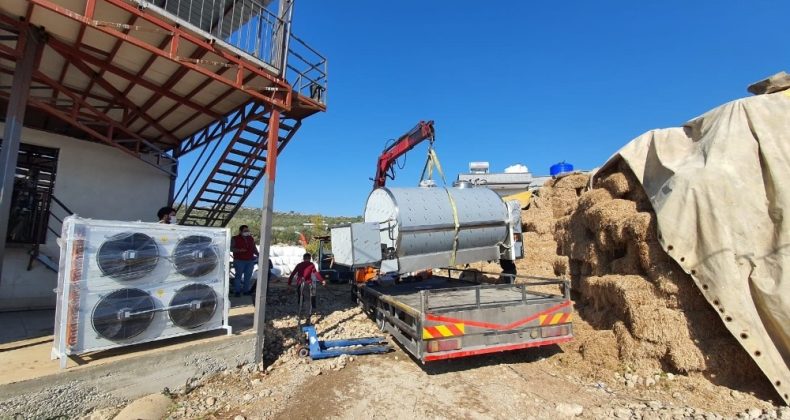 Mersin’de süt üreticilerine soğutma tankı desteği