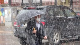 Muş’ta kar yağışı kenti beyaza bürüdü