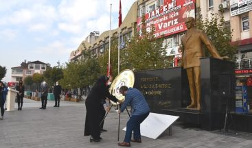 Sakarya’da Öğretmenler Günü kutlandı