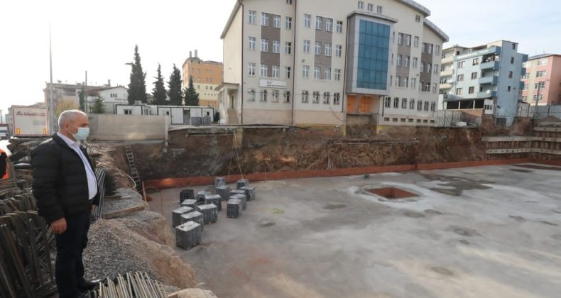 Sarıcami Meydan Projesi’nde Çalışmalar Sürüyor