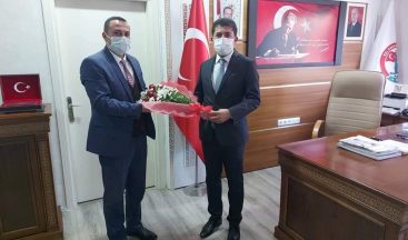 Sivas’ta yılın öğretmeni Zara’dan