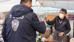 Sultanbeyli Pazar Yerlerinde Koronavirüs Denetimi