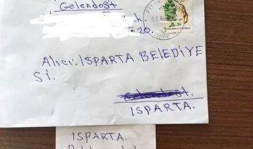 Üzerinde parası olmadığı halde bindiği otobüsün ücretini posta ile gönderdi