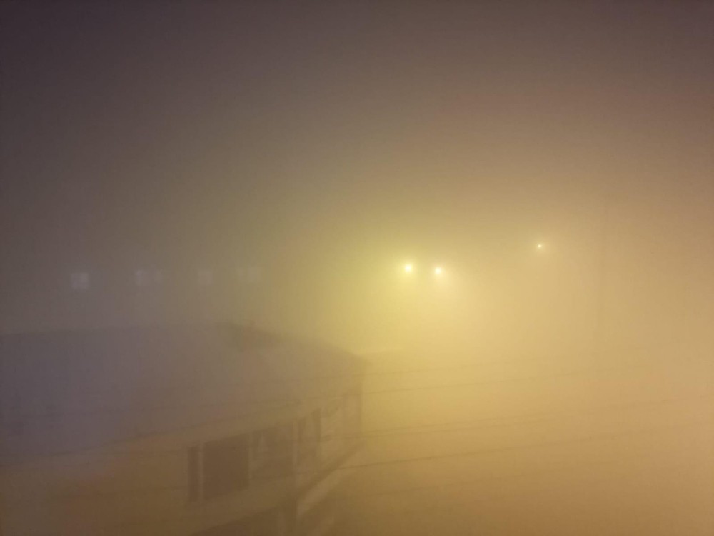 Yüksekova’da sis nedeniyle görüş mesafesi 10 metreye düştü