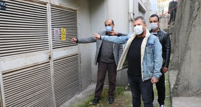 23 yıldır yüksek gerilim trafolarına komşuluk yapıyorlar