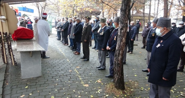 67 yaşındaki Kıbrıs Gazisi son yolculuğuna uğurlandı