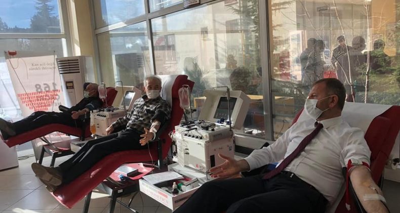 AK Parti’den kan bağışı kampanyasına destek