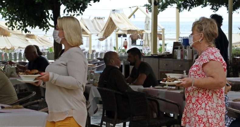 Antalya gözünü dört günlük yılbaşı kısıtlamasına çevirdi