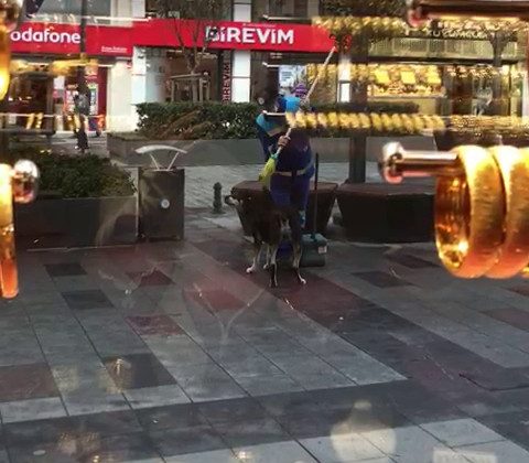 Arnavutköy’de yürek ısıtan görüntü