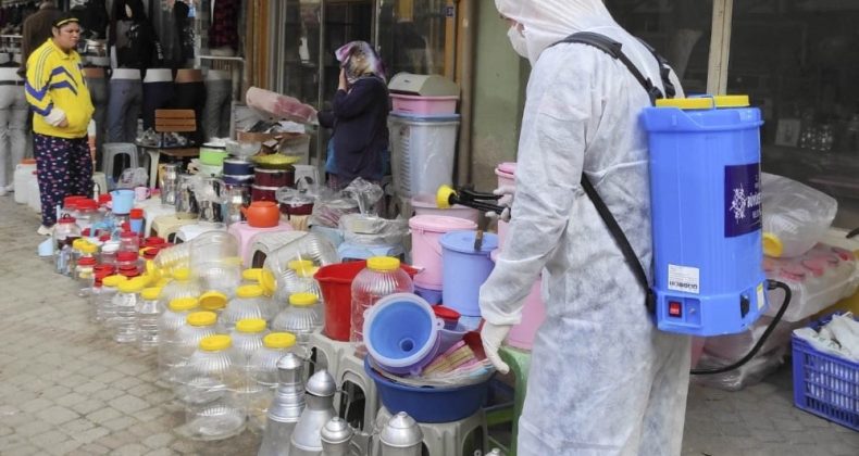 Aydın Büyükşehir dezenfekte çalışmalarını sürdürüyor