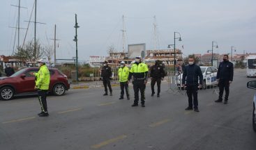 Ayvalık’ta çarşı bölgesine giriş ve çıkışlar kontrol altına alındı