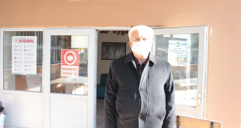 Balıkesir’de cuma namazı için spor salonları ibadete açıldı
