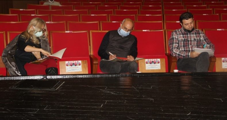 ‘Bana Türkünü Söyle’ yarışmasında final heyecanı