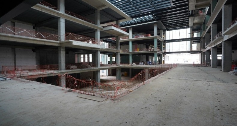 Başakşehir’e çevre dostu belediye hizmet binası