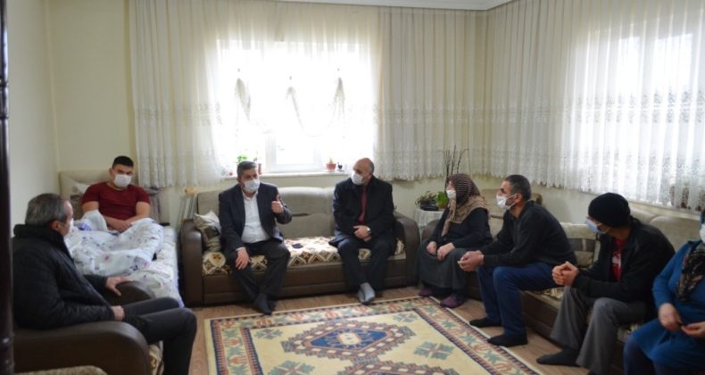 Başkan Altun’dan Köpek Saldırısında Yaralanan Gence Ziyaret