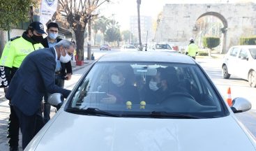 Başkan Bozdoğan, Covid-19’a karşı sürücüleri bilgilendirdi