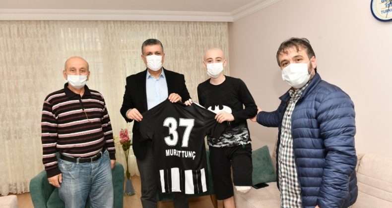 Başkan Bozkurt’tan ayağı kesilen Tunç’a moral ziyareti