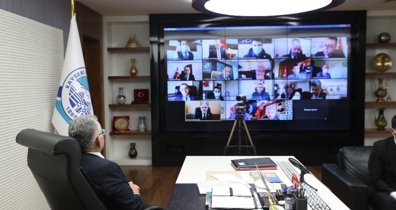 Başkan Büyükkılıç İl Umumi Hıfzısıhha Kurulu’na katıldı