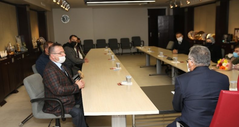 Başkan Büyükkılıç’tan özel günde özel ilgi