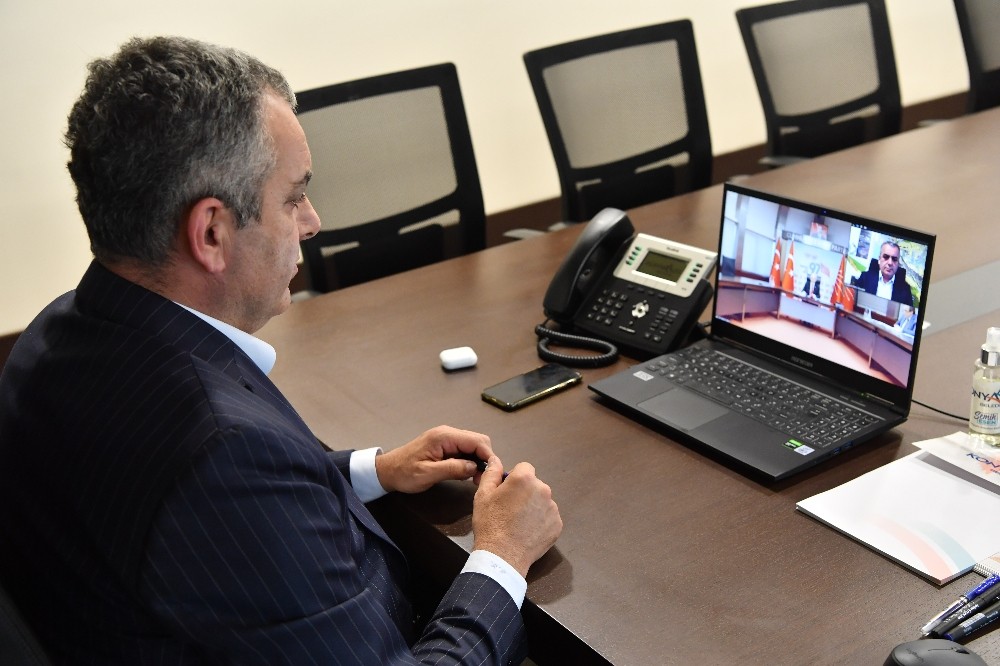 Başkan Esen, Kılıçdaroğlu’na Konyaaltı’nı anlattı