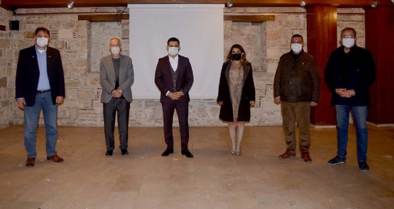 Başkan Günel, turizmciler ve esnaf temsilcileriyle bir araya geldi