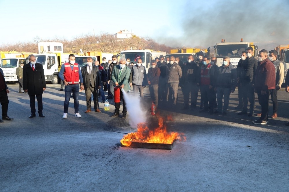 Battalgazi Belediyesi’nden personeline yangın tatbikatı