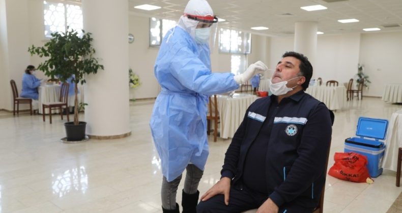Battalgazi’de belediye personeline covid-19 testi