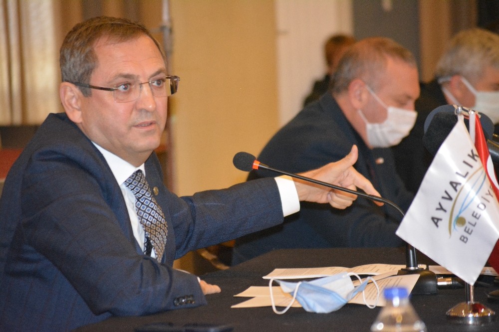 Belediye Başkanı Ergin, “Ayvalık sahipsiz ve korumasız değildir”