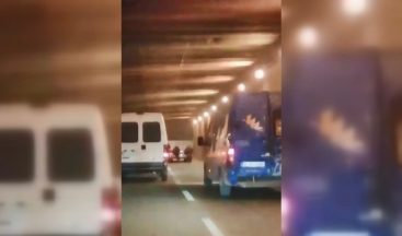 Bisikletli gençlerin tehlikeli yolculuğu