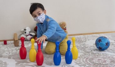 Büyükşehir belediyesi çocuklara 30 bini aşkın maske dağıttı