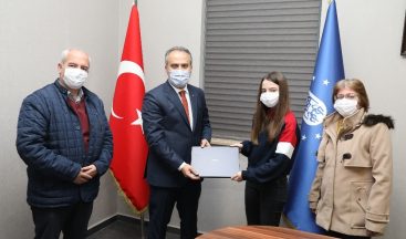 Büyükşehir bilgiyi ödüllendirdi