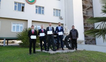 Çek doktora öğrencileri OMÜ’deki stajlarını tamamladı