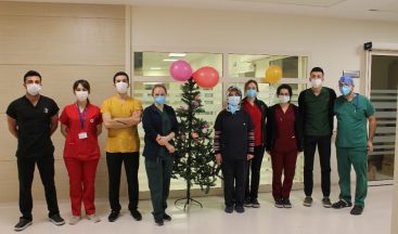 Covid yoğun bakım servisi çalışanları yeni yıla böyle girdi