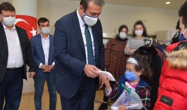 Çukurova Belediyesi çocukların yüzünü güldürdü