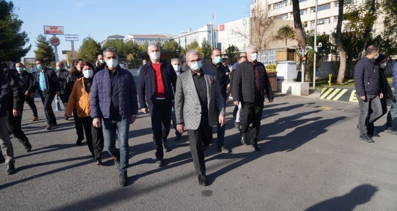 Diyarbakır’da hayat durdu ama hizmet durmadı