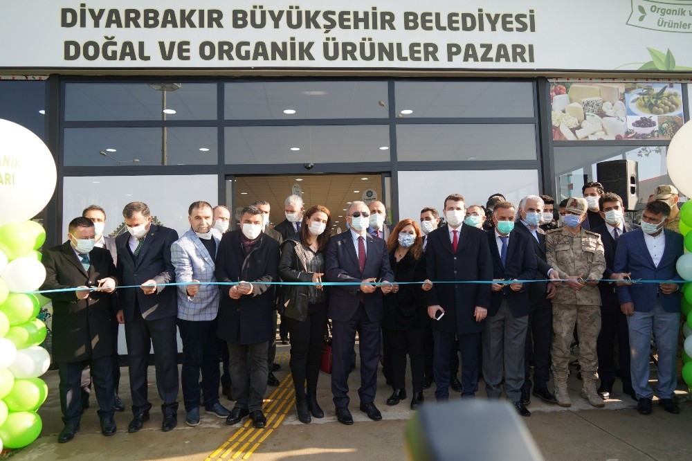 Diyarbakır’da organik ürünler pazarı açıldı