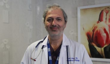 Dr. Öğr. Üyesi Koçer: “Virüsü yenmek için vücudumuzun hazır olup olmadığını tespit edebiliyoruz”