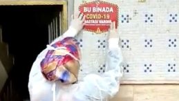 Elazığ’da Covid-19 vakası çıkan evlere uyarı etiketi