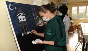 Engelli bireylere korona virüs önlemleri alınarak yüz yüze eğitim veriliyor