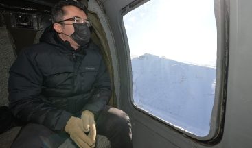 Erzurum Valisi sokağa çıkma kısıtlamasını havadan denetledi