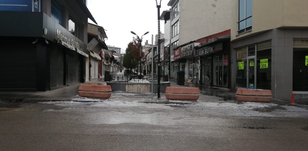 Erzurum’da sokaklar boş kaldı