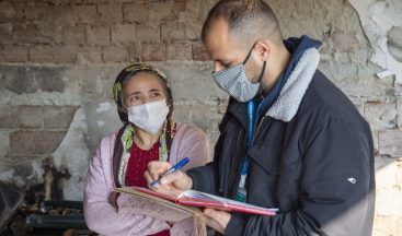 Evi yanan aileye belediyeden destek