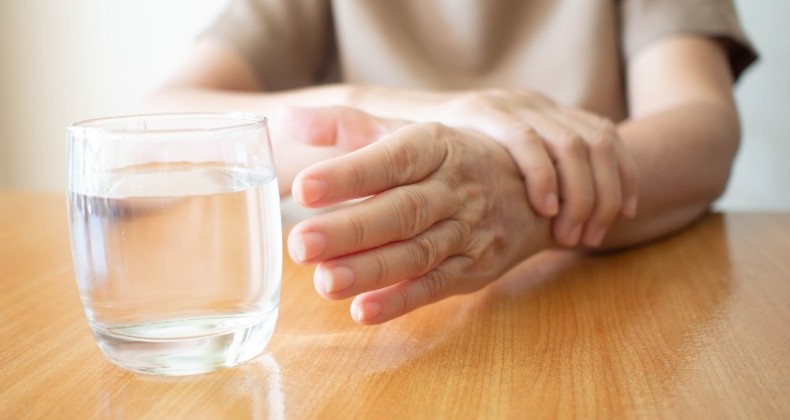 Fazla Su Tüketimi Şekersiz Diyabet Habercisi Olabilir